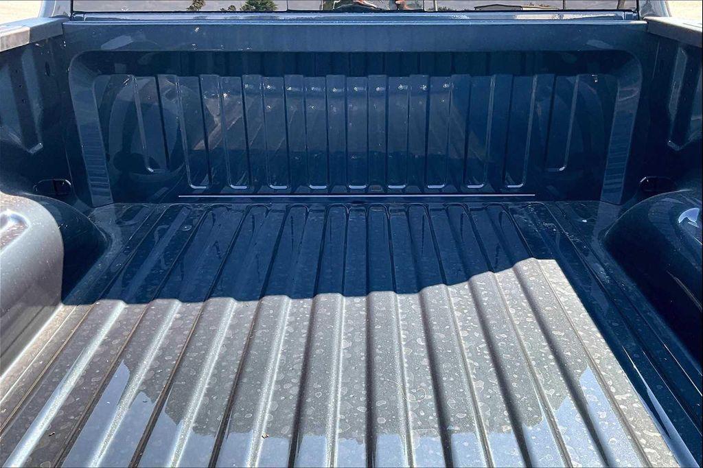 new 2025 Ram 1500 car, priced at $48,713