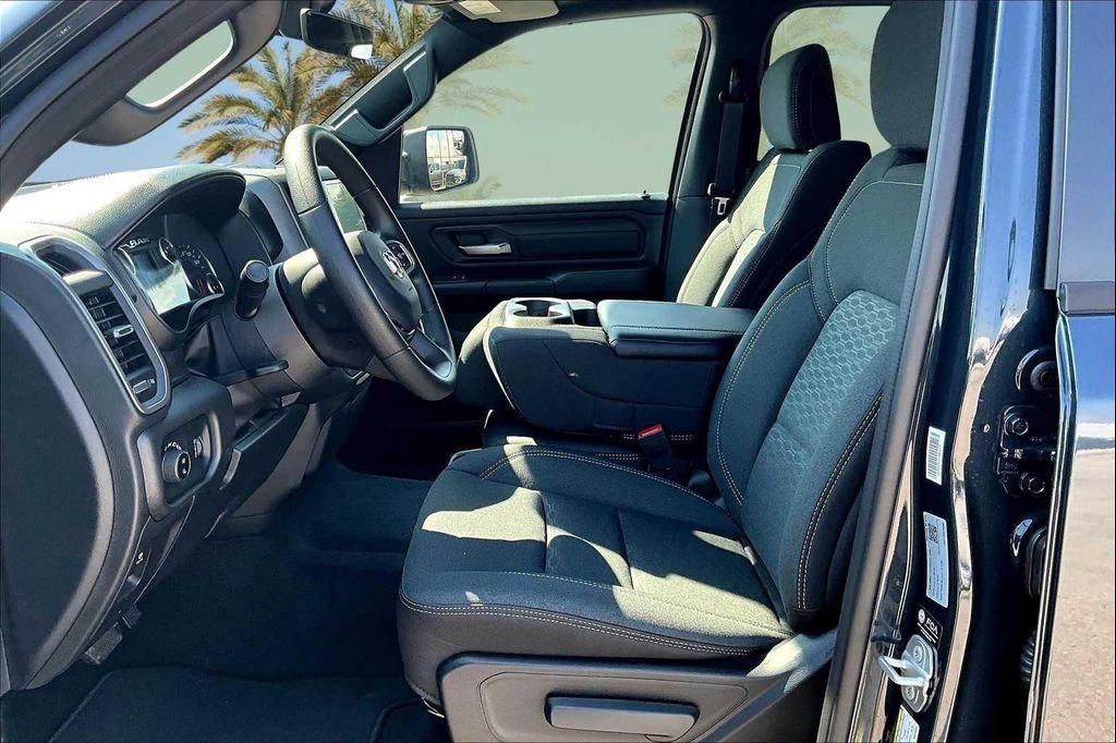 new 2025 Ram 1500 car, priced at $48,713