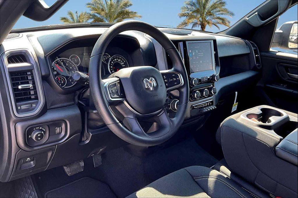 new 2025 Ram 1500 car, priced at $48,713