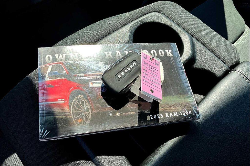 new 2025 Ram 1500 car, priced at $48,713