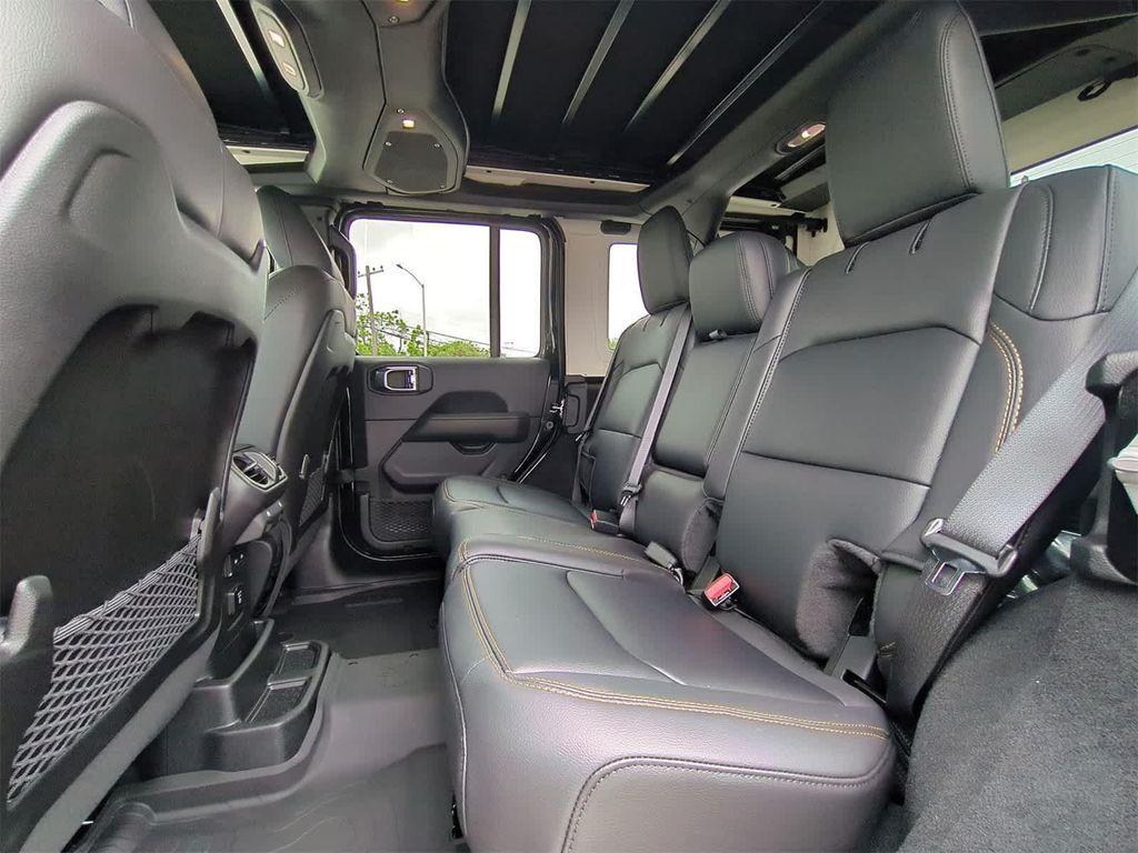 new 2025 Jeep Wrangler car, priced at $57,138