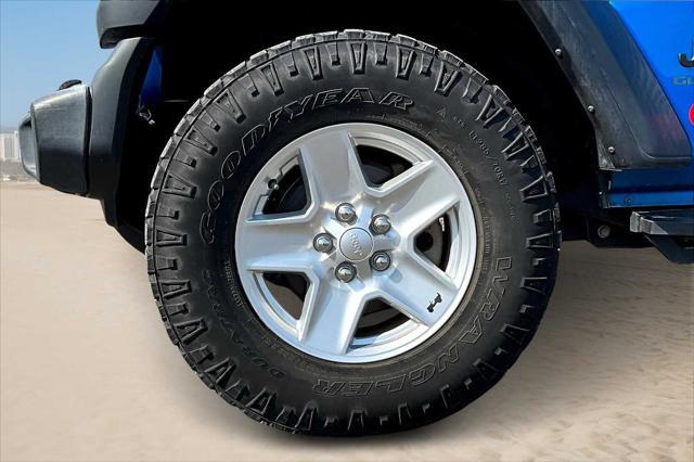 used 2020 Jeep Gladiator car, priced at $29,526