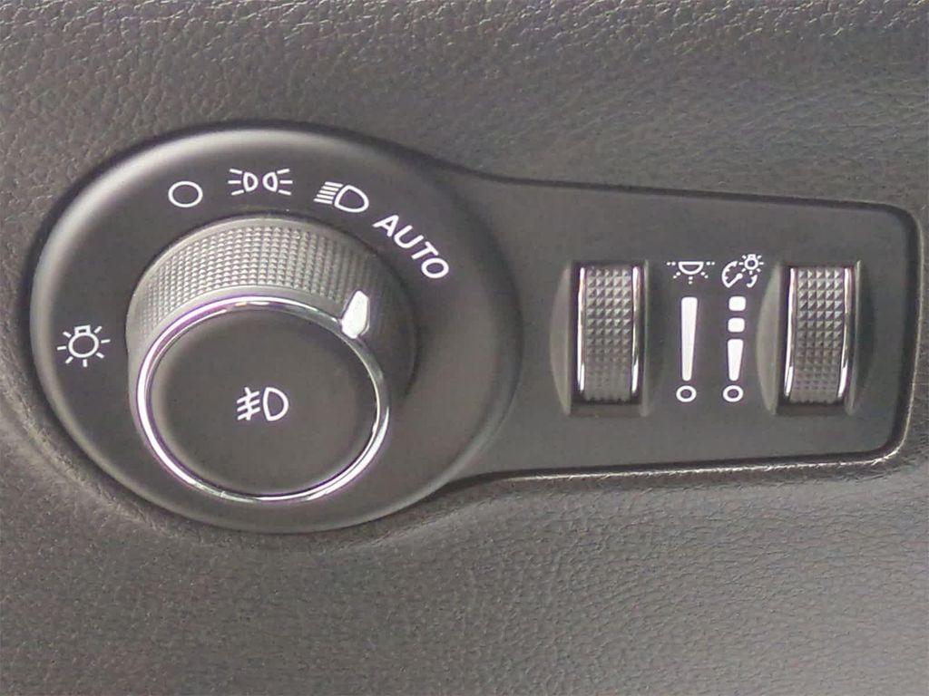 new 2025 Jeep Compass car, priced at $28,494