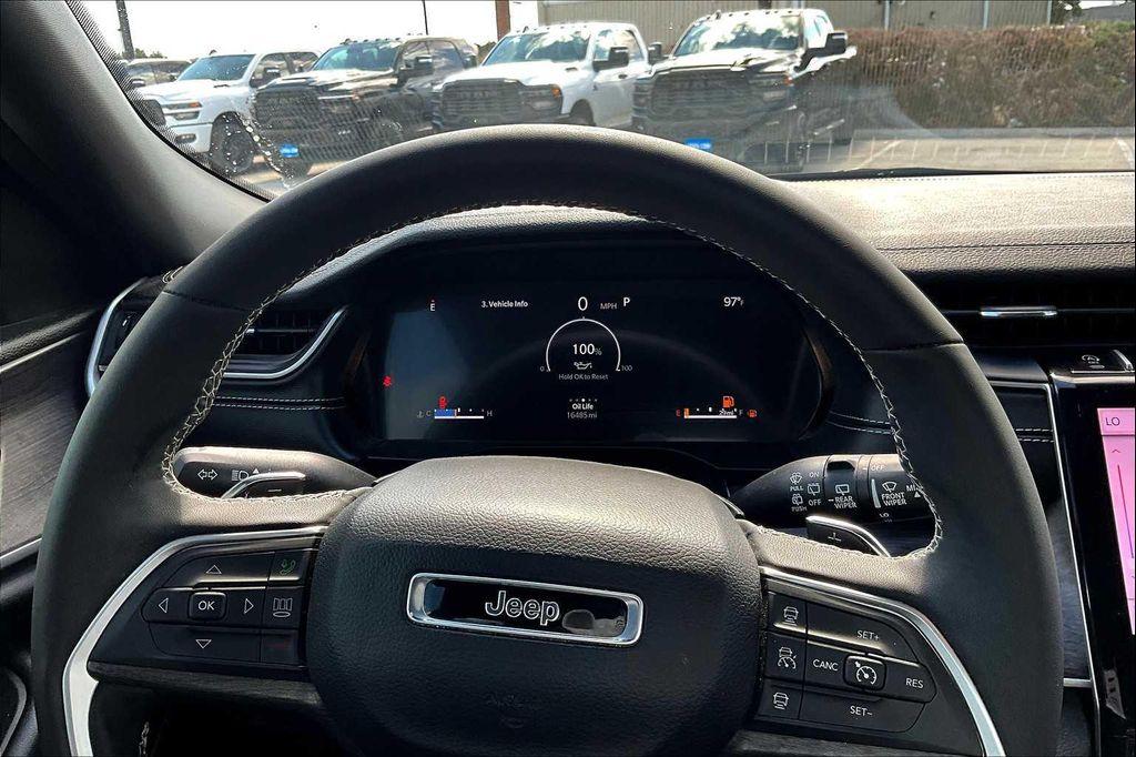 used 2024 Jeep Grand Cherokee L car, priced at $40,939