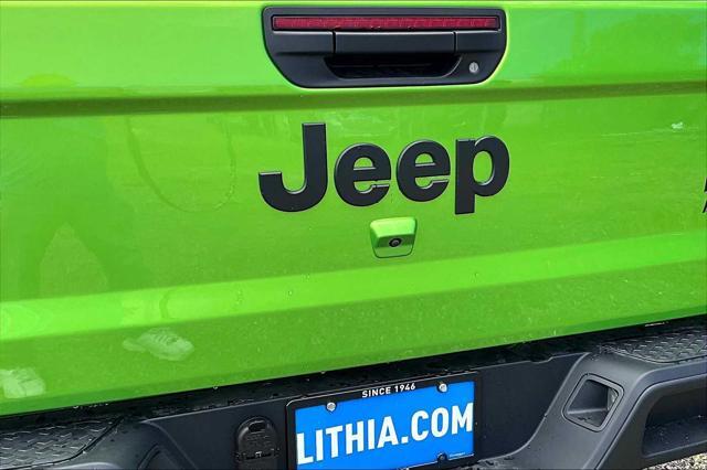 new 2025 Jeep Gladiator car, priced at $46,577
