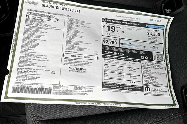 new 2025 Jeep Gladiator car, priced at $46,577