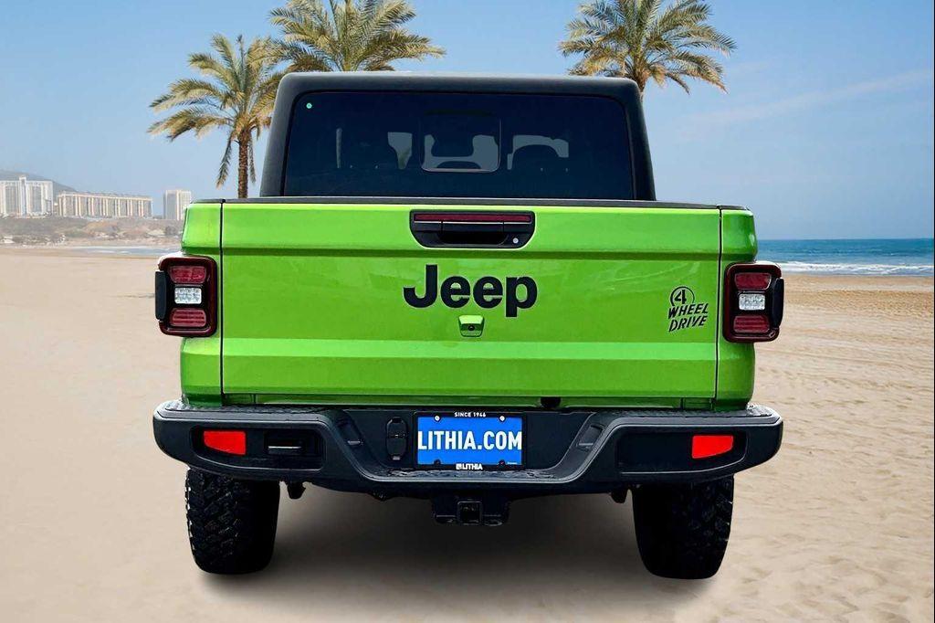 new 2025 Jeep Gladiator car, priced at $46,051