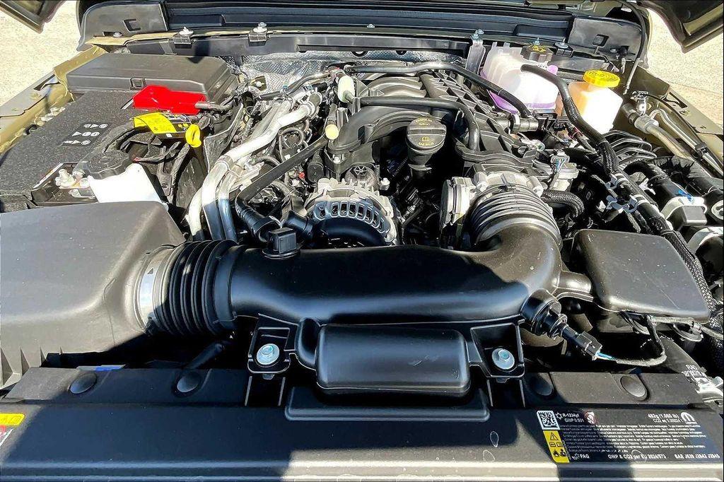 new 2025 Jeep Gladiator car, priced at $45,541