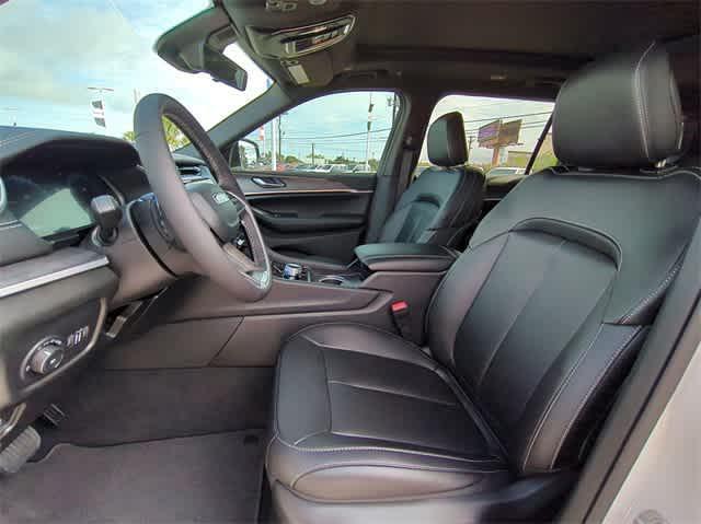 new 2025 Jeep Grand Cherokee L car, priced at $50,212