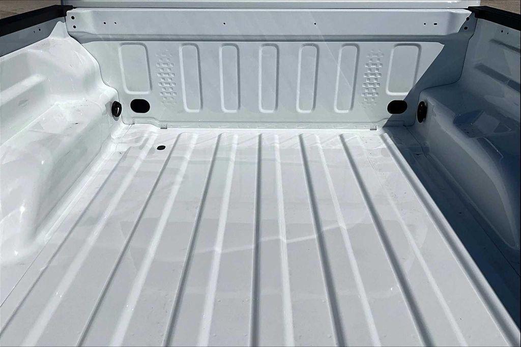 new 2025 Jeep Gladiator car, priced at $45,059