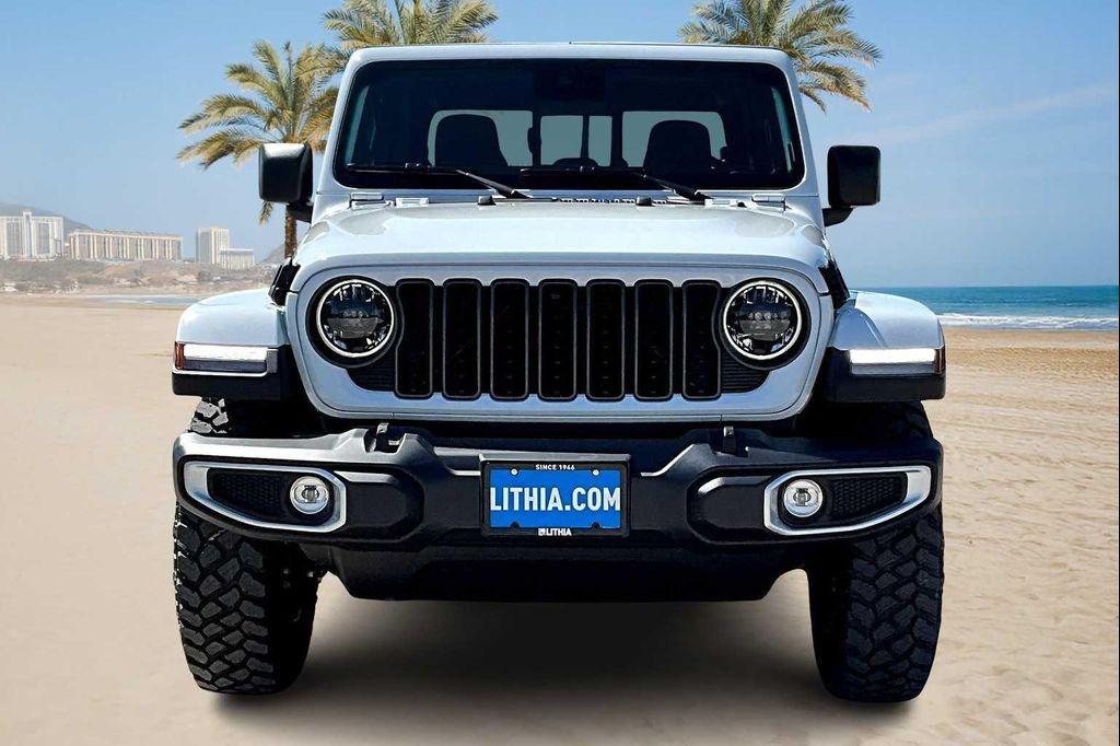 new 2025 Jeep Gladiator car, priced at $45,059