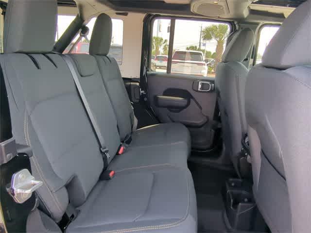 new 2025 Jeep Wrangler car, priced at $48,883
