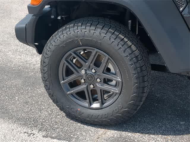 new 2025 Jeep Wrangler car, priced at $48,883