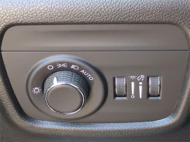 new 2025 Jeep Grand Cherokee L car, priced at $41,301