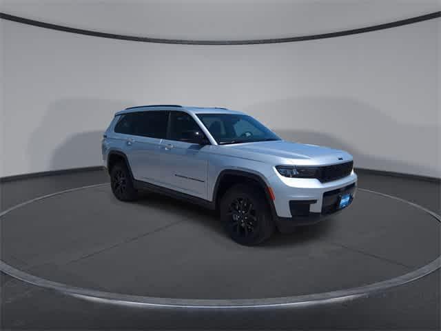 new 2025 Jeep Grand Cherokee L car, priced at $41,301