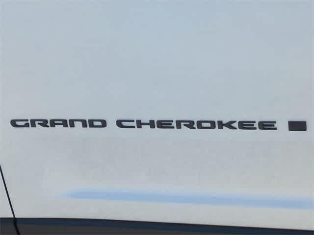 new 2025 Jeep Grand Cherokee L car, priced at $41,301