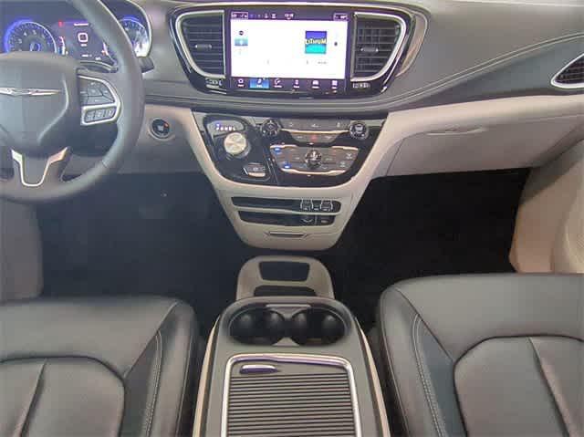 used 2022 Chrysler Pacifica car, priced at $32,991