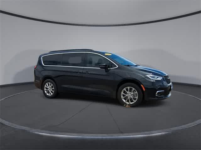 used 2022 Chrysler Pacifica car, priced at $32,991