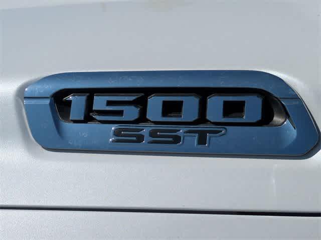 new 2025 Ram 1500 car, priced at $58,433