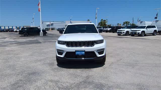 new 2025 Jeep Grand Cherokee car, priced at $42,211