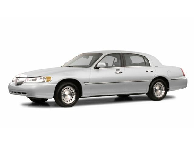 used 2002 Lincoln Town Car car