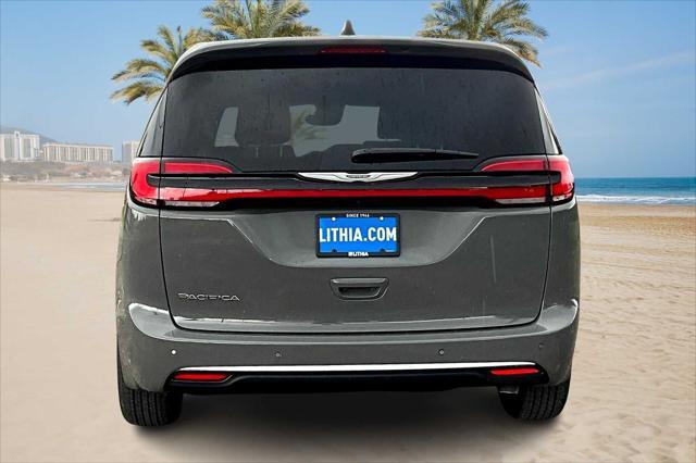 new 2025 Chrysler Pacifica car, priced at $41,747