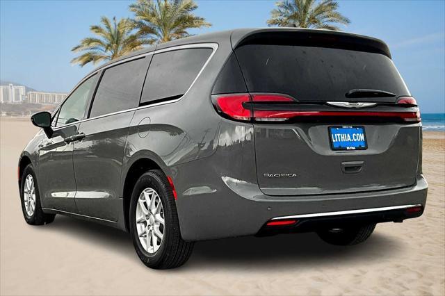 new 2025 Chrysler Pacifica car, priced at $41,747