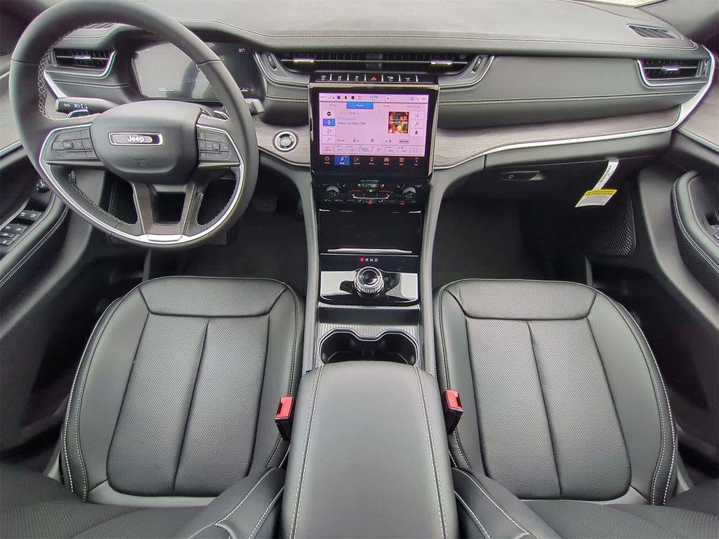 new 2025 Jeep Grand Cherokee L car, priced at $50,395