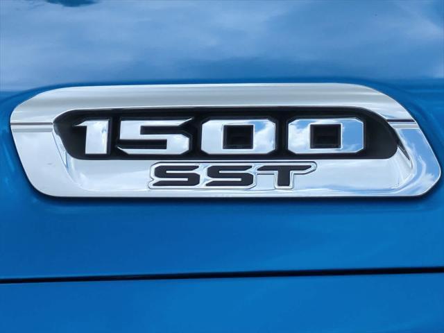 new 2025 Ram 1500 car, priced at $46,842