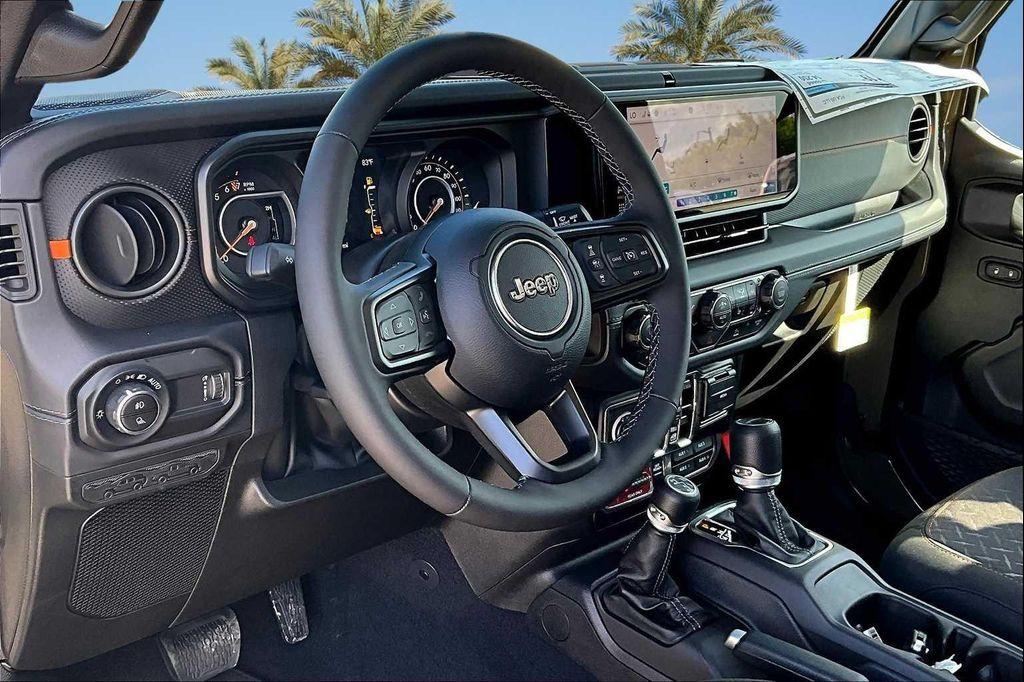 new 2025 Jeep Gladiator car, priced at $48,304