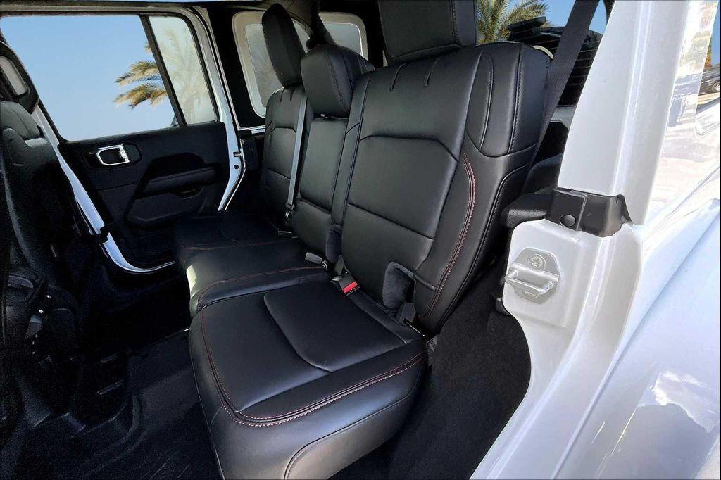 new 2025 Jeep Wrangler car, priced at $62,347