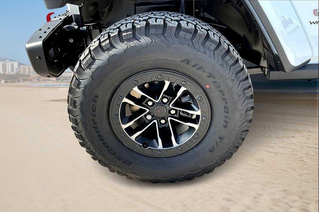 new 2025 Jeep Wrangler car, priced at $62,347