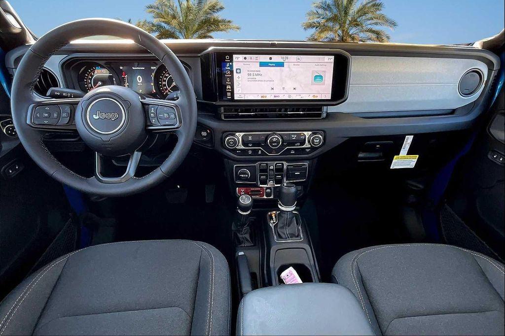 new 2025 Jeep Gladiator car, priced at $44,732
