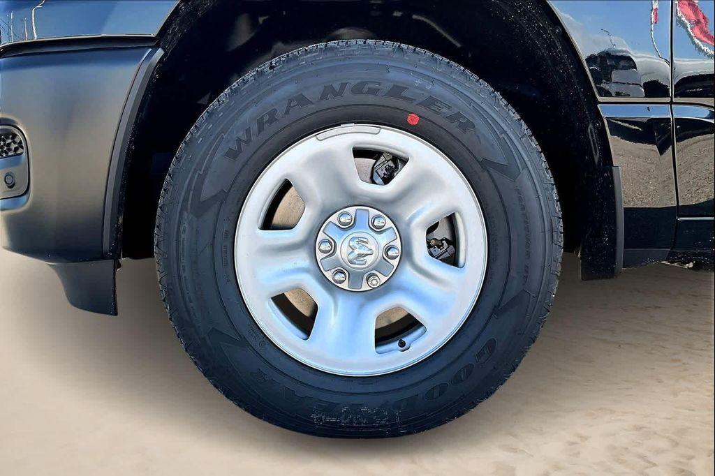 new 2025 Ram 1500 car, priced at $40,806
