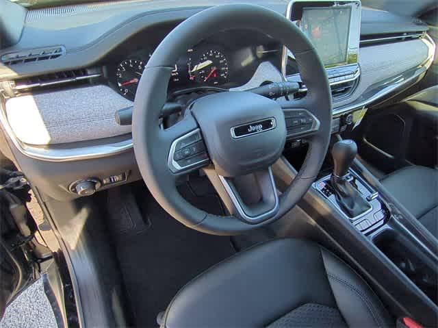 new 2025 Jeep Compass car, priced at $26,860