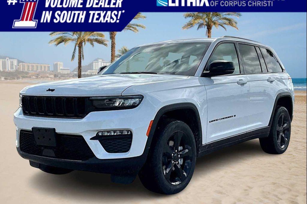 new 2025 Jeep Grand Cherokee car, priced at $43,209