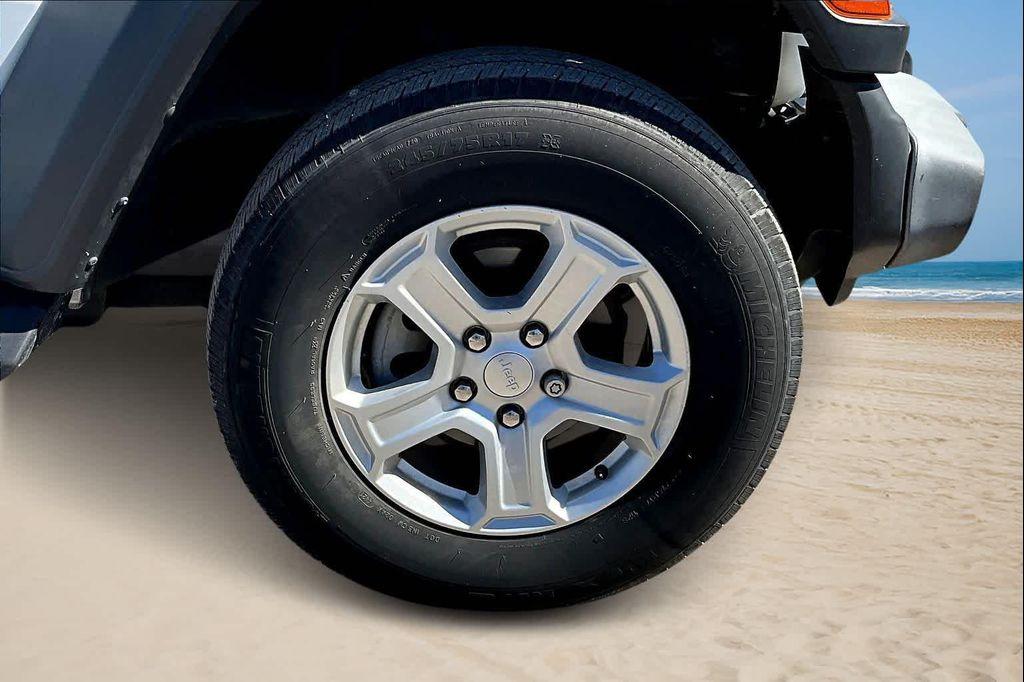 used 2018 Jeep Wrangler Unlimited car, priced at $24,047