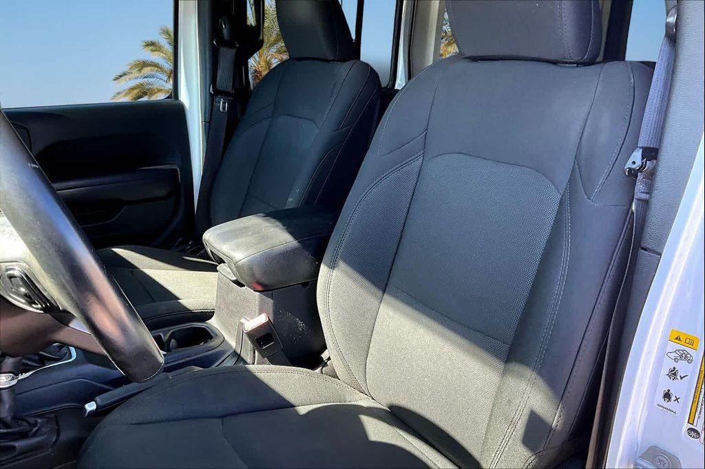 used 2018 Jeep Wrangler Unlimited car, priced at $24,047