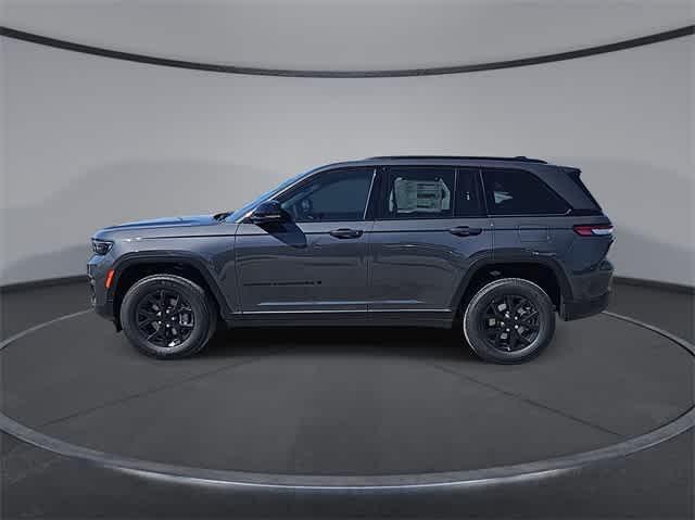 new 2025 Jeep Grand Cherokee car, priced at $41,967