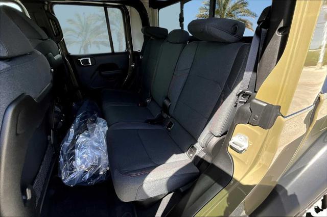 new 2025 Jeep Gladiator car, priced at $48,925