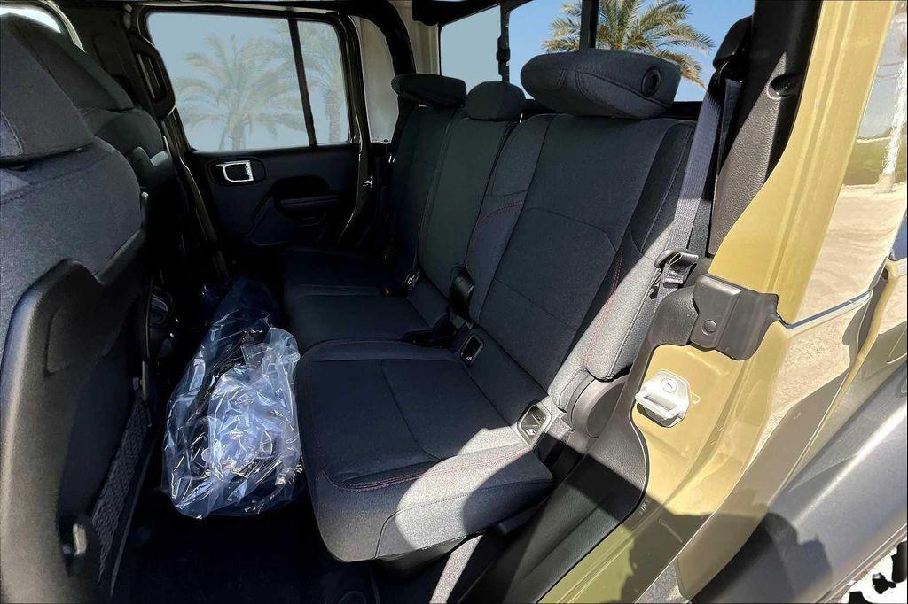 new 2025 Jeep Gladiator car, priced at $49,490