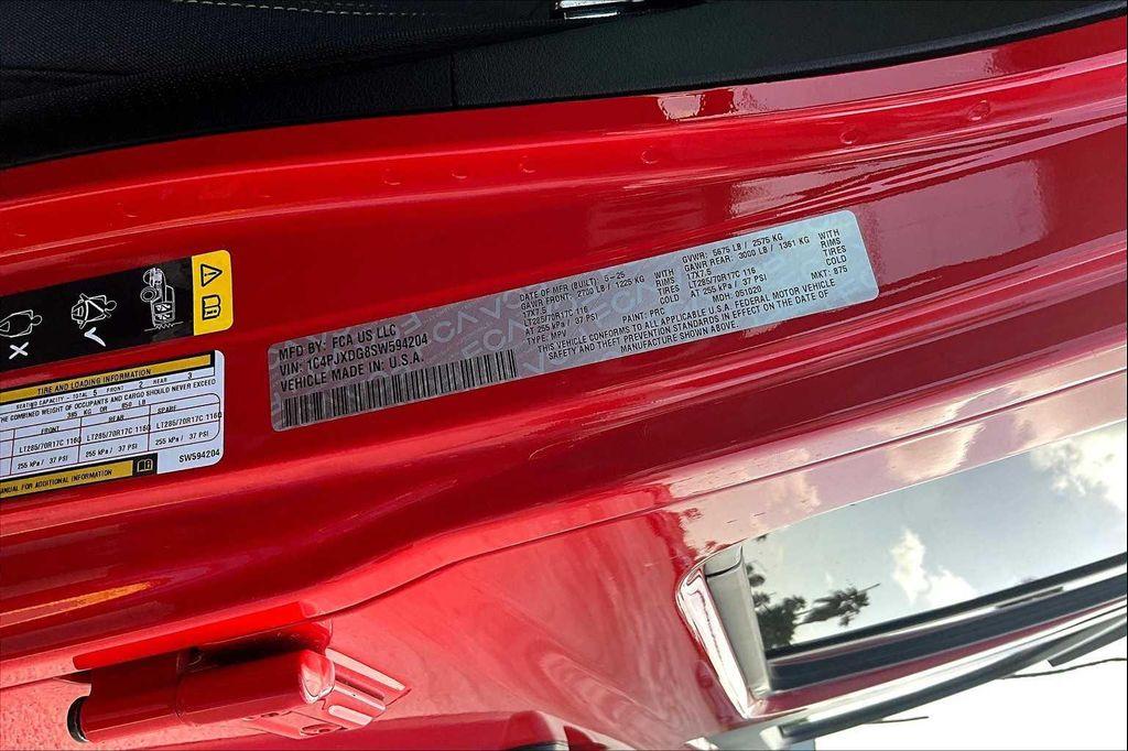 new 2025 Jeep Wrangler car, priced at $49,085