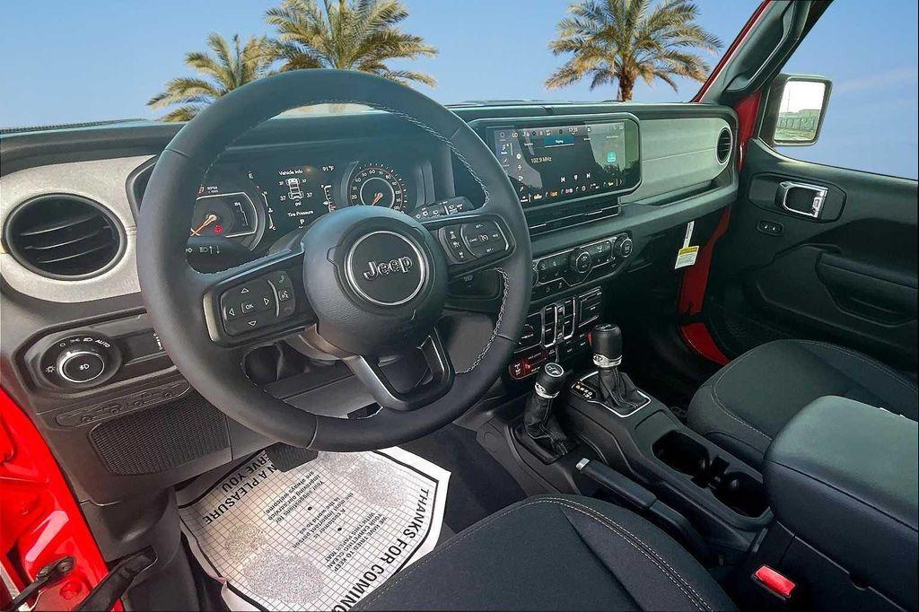 new 2025 Jeep Wrangler car, priced at $49,085