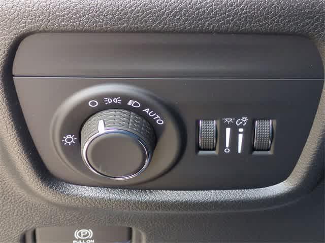 new 2025 Jeep Grand Cherokee L car, priced at $41,439