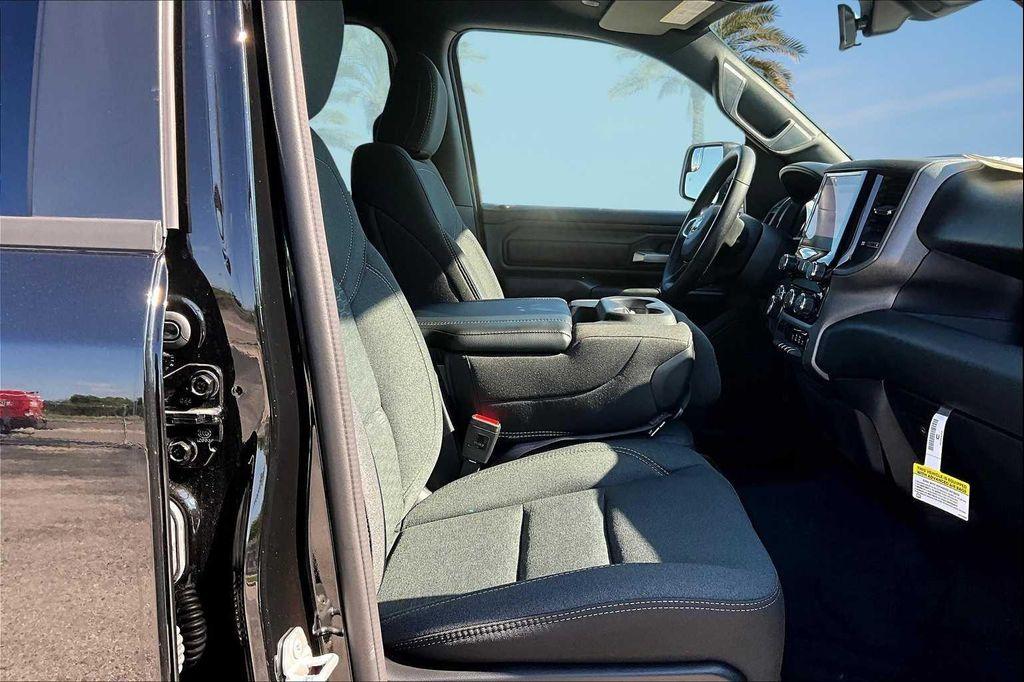 new 2025 Ram 1500 car, priced at $39,633