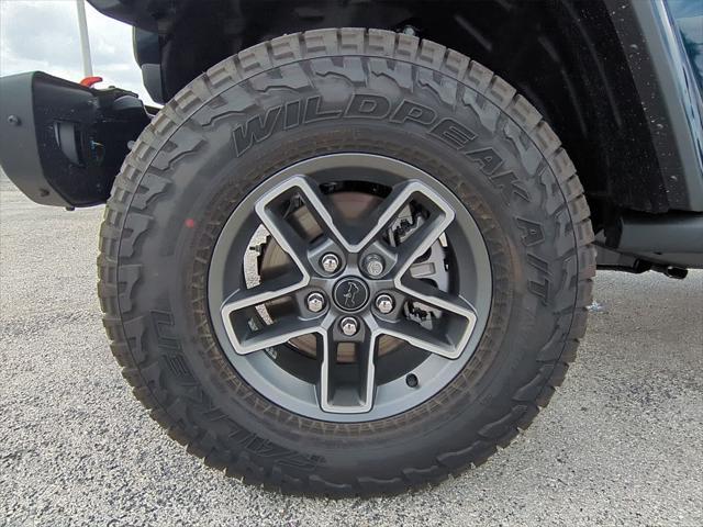 new 2025 Jeep Gladiator car, priced at $55,152