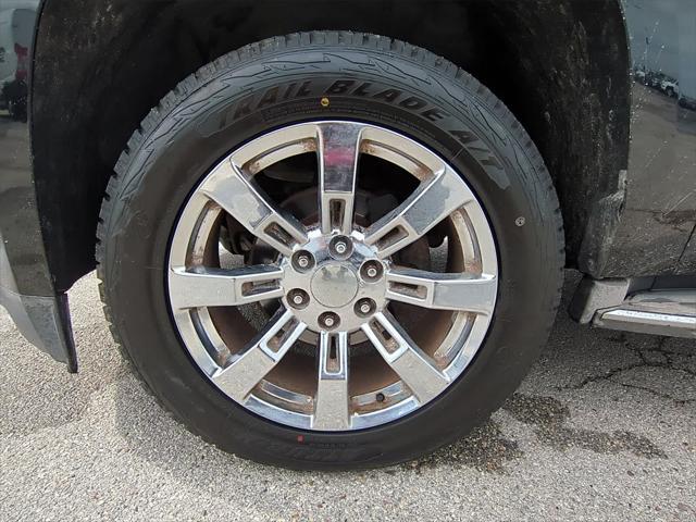 used 2015 GMC Yukon car, priced at $18,491