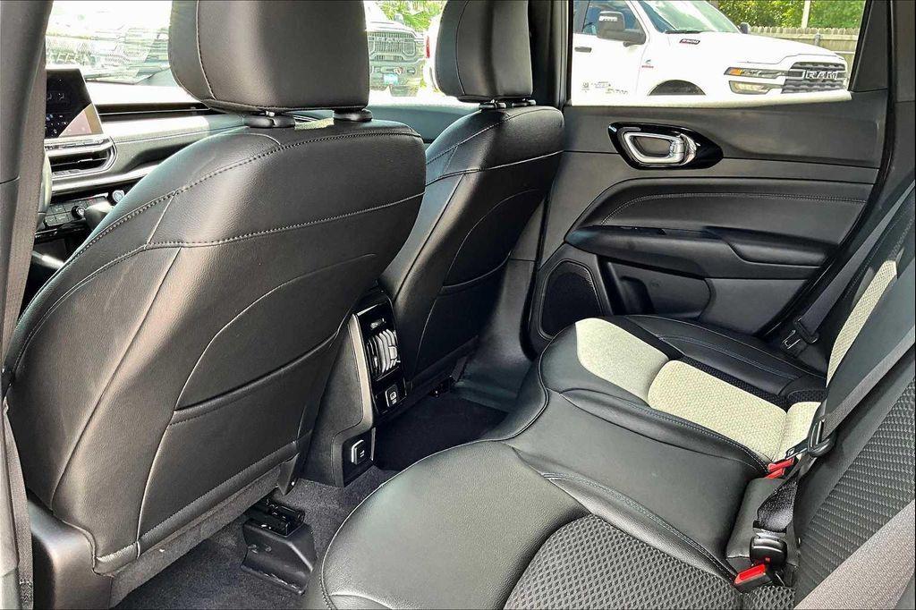new 2025 Jeep Compass car, priced at $31,341