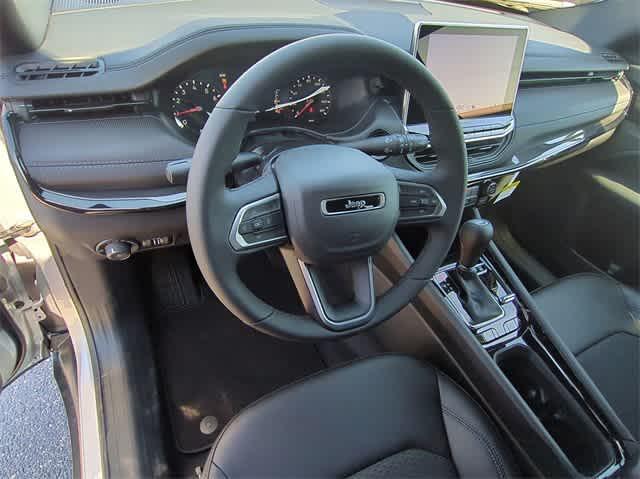 new 2025 Jeep Compass car, priced at $31,855