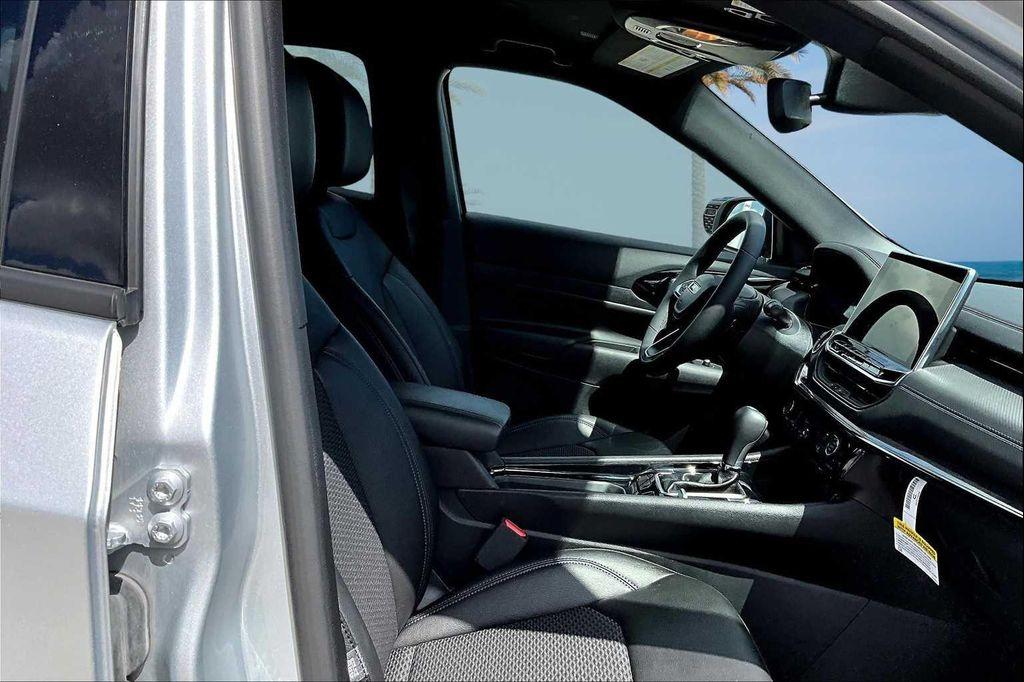 new 2025 Jeep Compass car, priced at $31,341